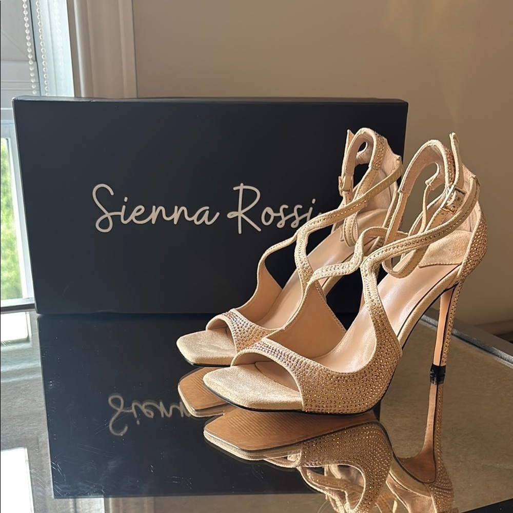 ◼️NW BOX *Sienna Rossi Elegant Tan Strappy Heels with Rhinestones size 35 - Picture 5 of 9